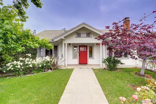 Property main image