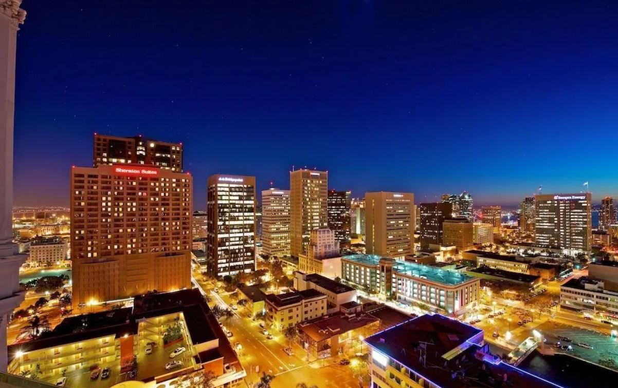 702 Ash Street - 1103